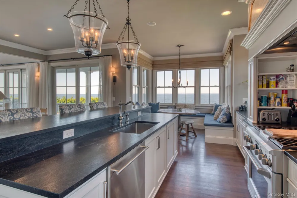 1000 Sound Drive Greenport, NY 11944