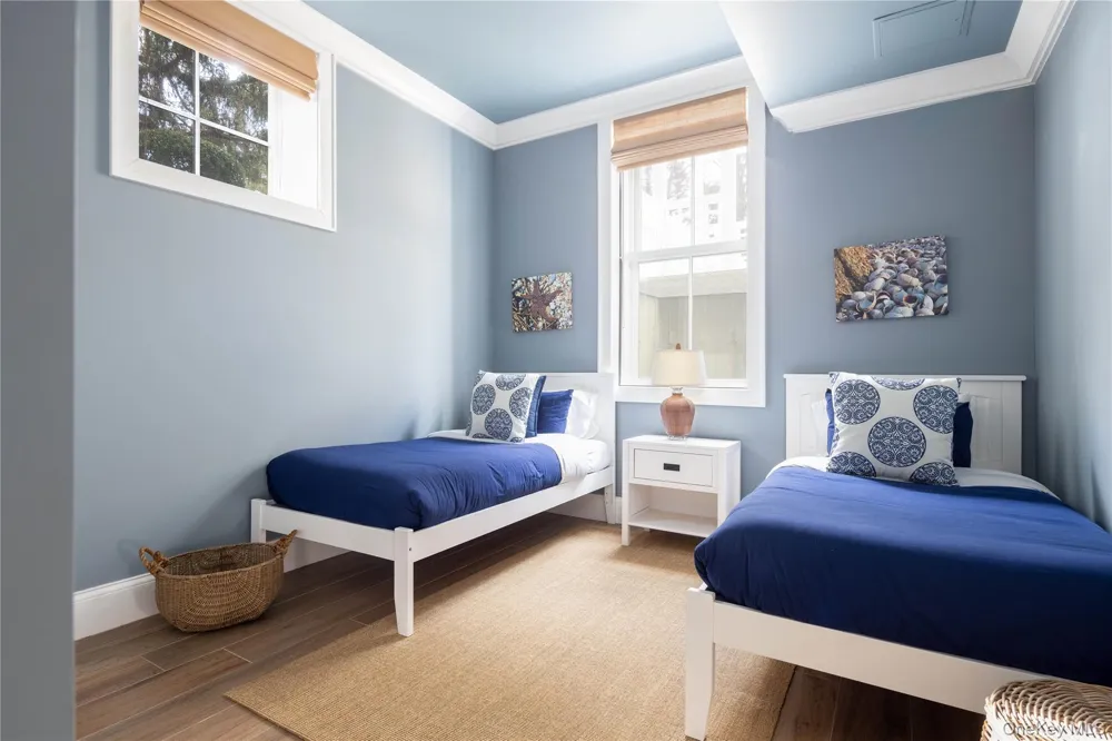 1000 Sound Drive Greenport, NY 11944