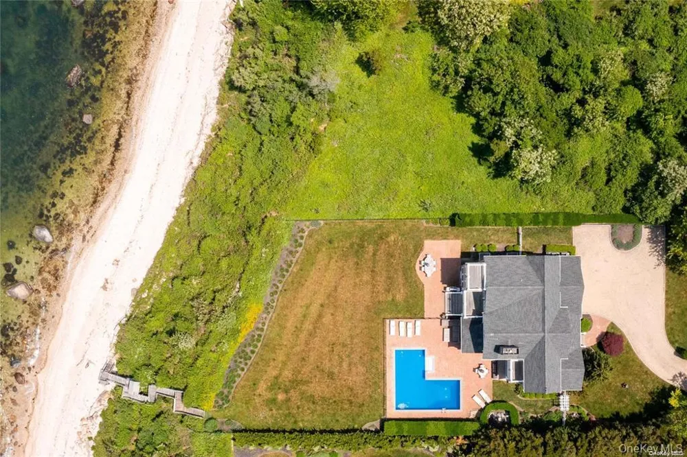 1000 Sound Drive Greenport, NY 11944