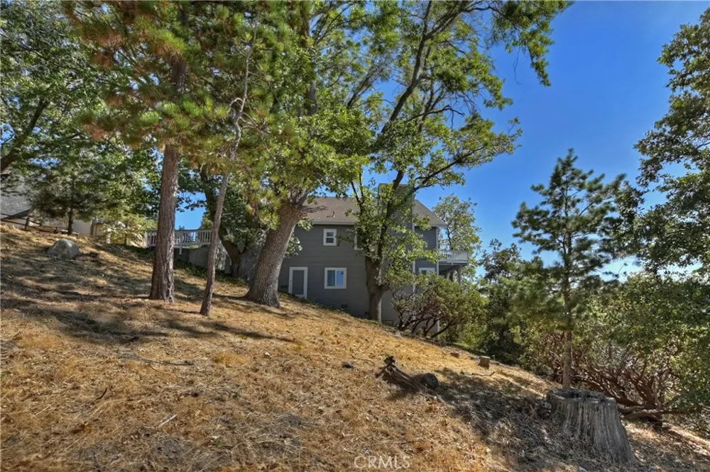 Grass Valley Road Lake Arrowhead, CA 92352