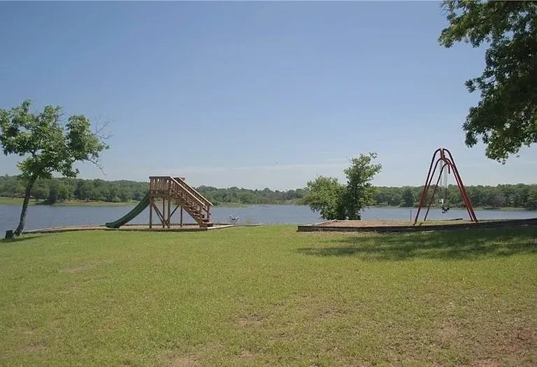 Navarro Drive Hilltop Lakes, TX 77871