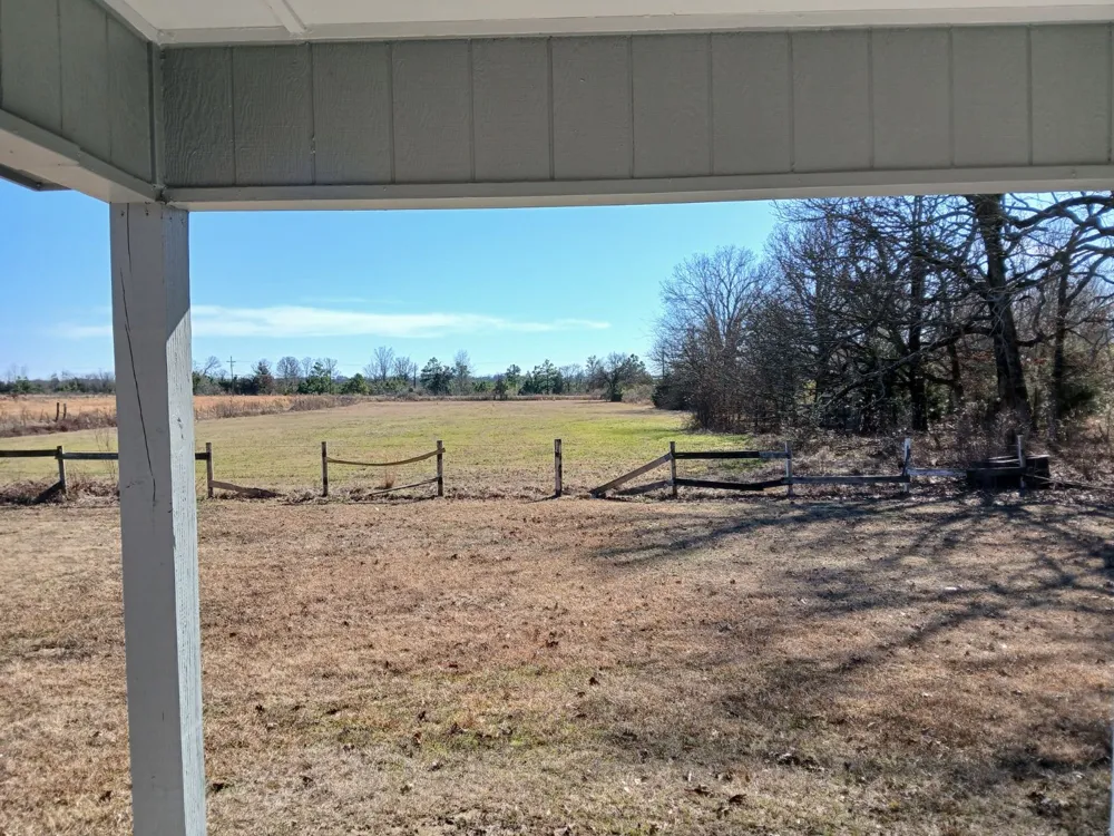 19088 US Hwy 82 Avery, TX 75554