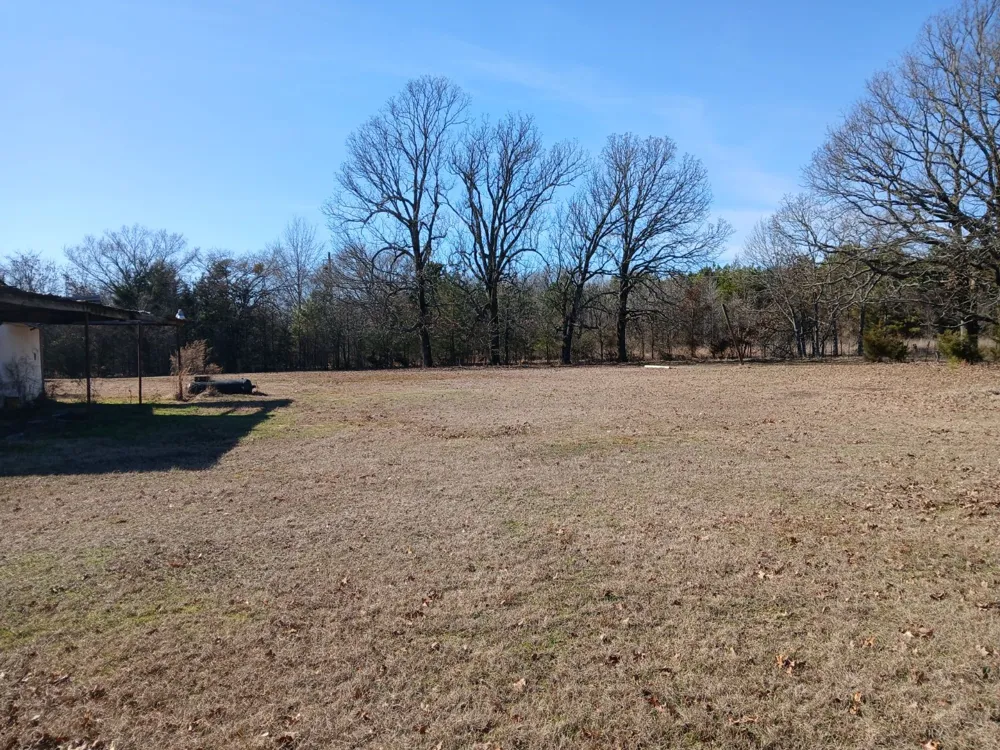 19088 US Hwy 82 Avery, TX 75554