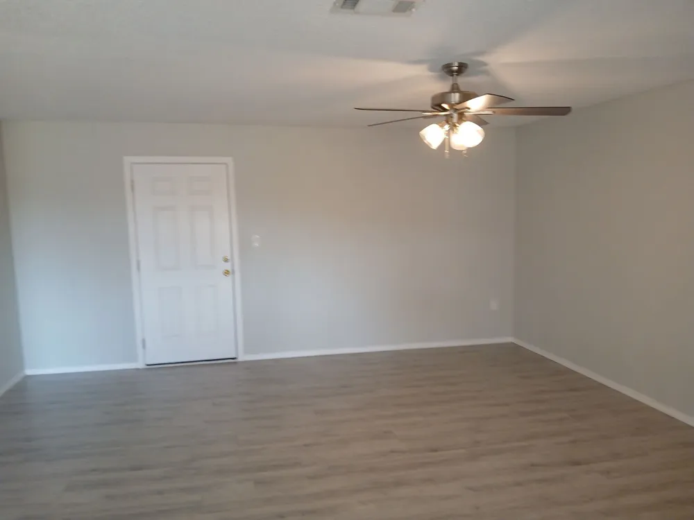 19088 US Hwy 82 Avery, TX 75554