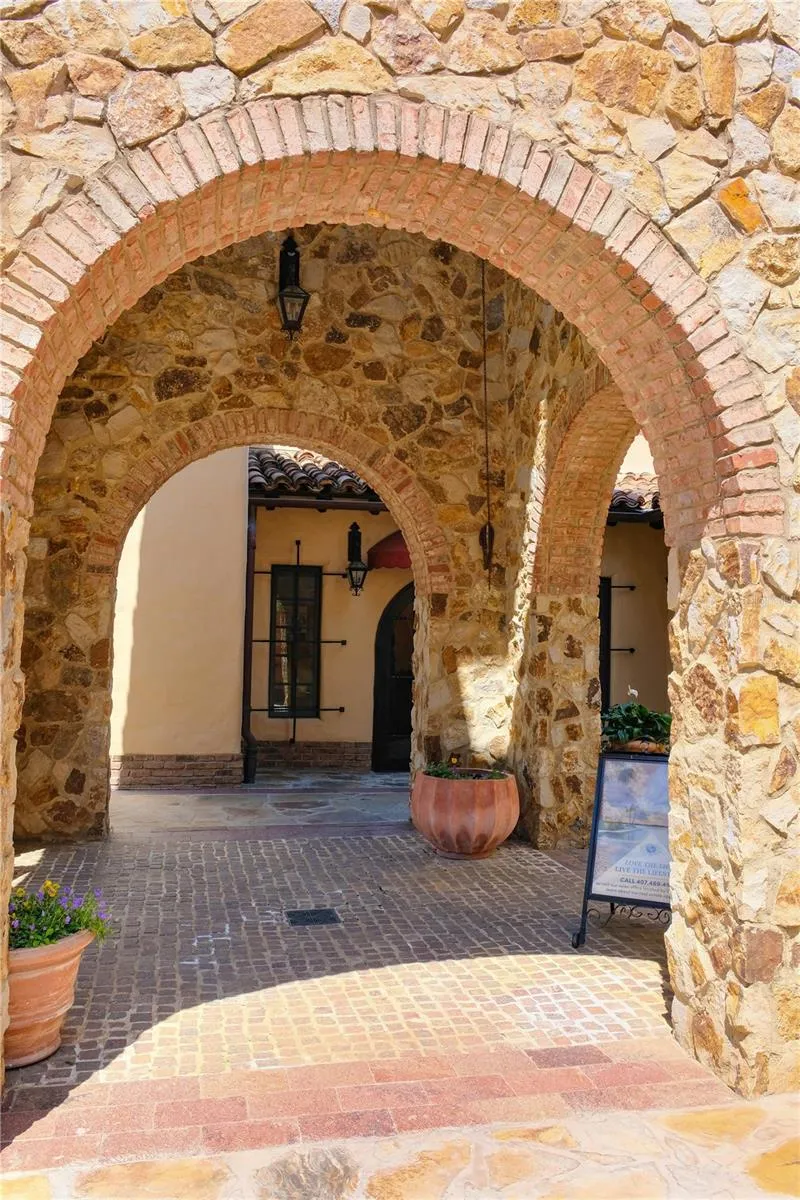 16626 BOLSENA DRIVE Bella Collina, FL 34756
