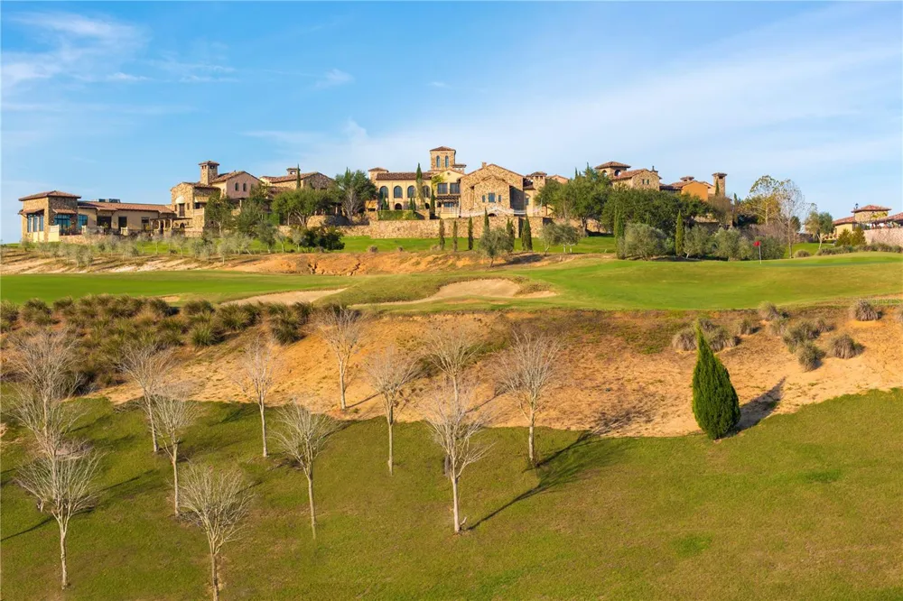 16626 BOLSENA DRIVE Bella Collina, FL 34756