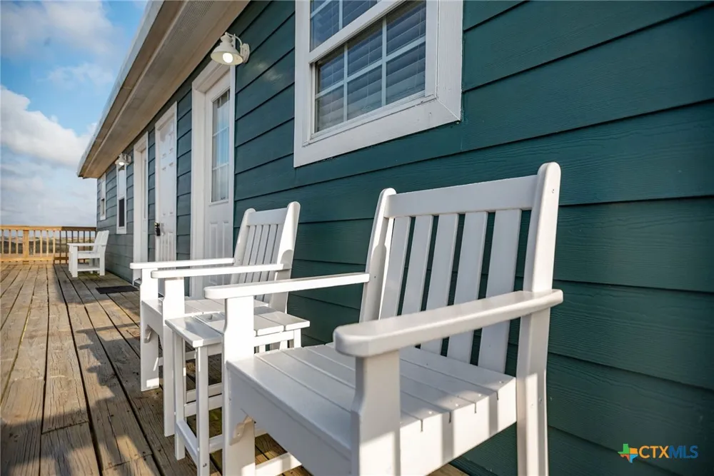 19 Dewberry Lane Seadrift, TX 77983