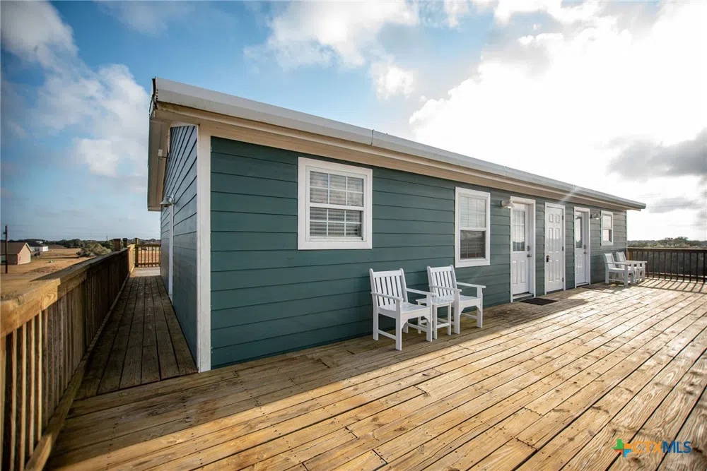 19 Dewberry Lane Seadrift, TX 77983