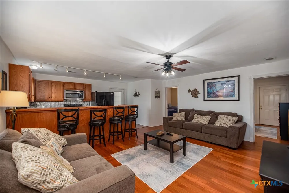 19 Dewberry Lane Seadrift, TX 77983