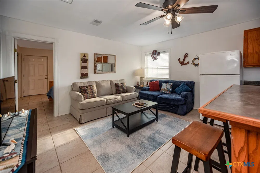 19 Dewberry Lane Seadrift, TX 77983
