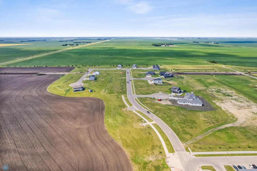 519 8TH STREET Casselton, ND 58012