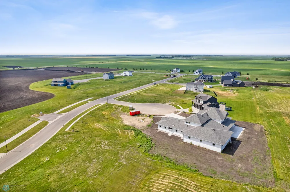 748 4TH AVENUE Casselton, ND 58012