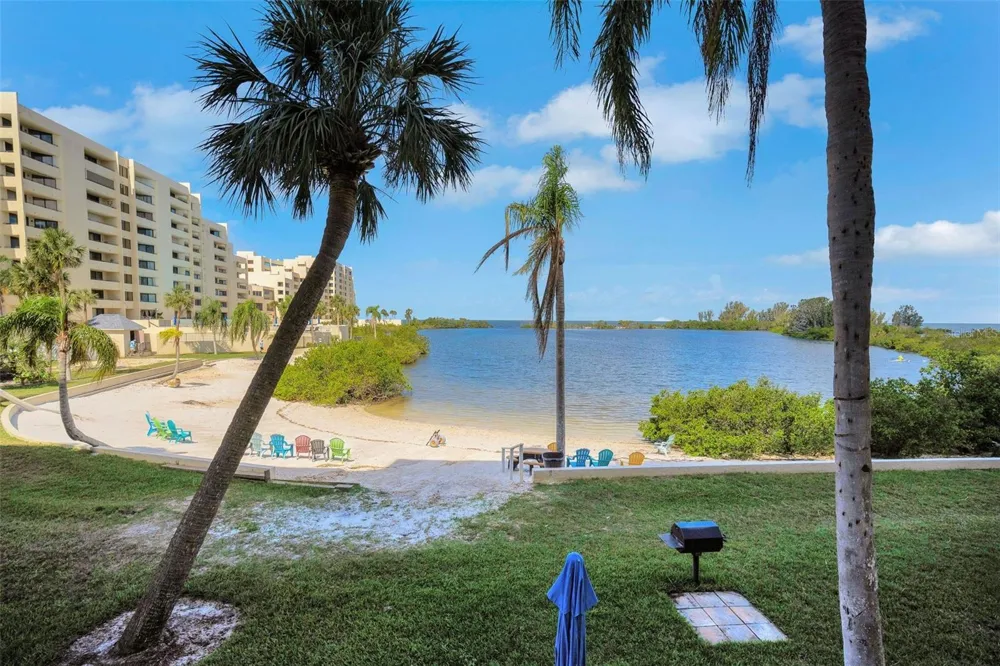 6035 SEA RANCH DRIVE #215 Hudson, FL 34667