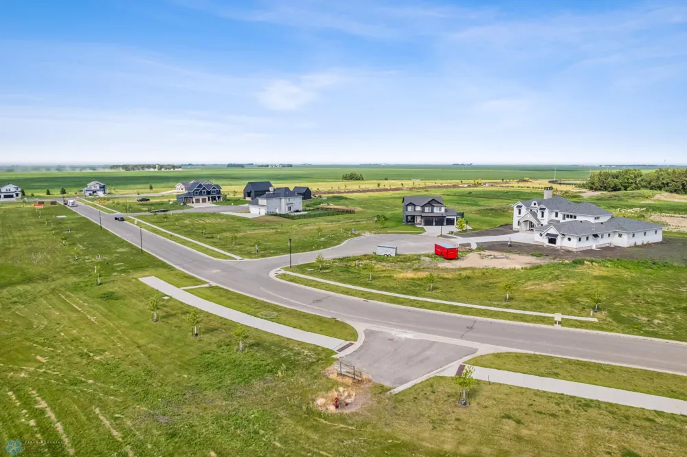 799 4TH AVENUE Casselton, ND 58012