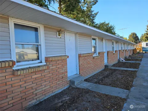 415 W Main Street