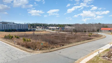 0 Hampton Plaza Drive