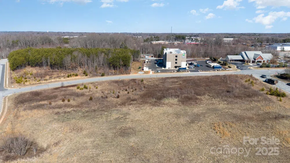 0 Hampton Plaza Drive Kernersville, NC 27284
