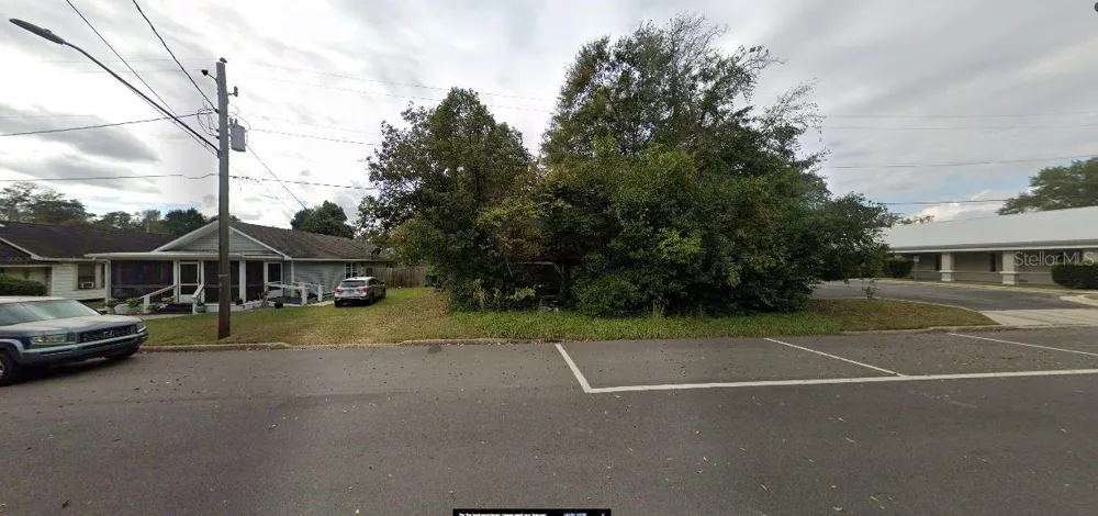 5279 BROWN STREET Graceville, FL 32440