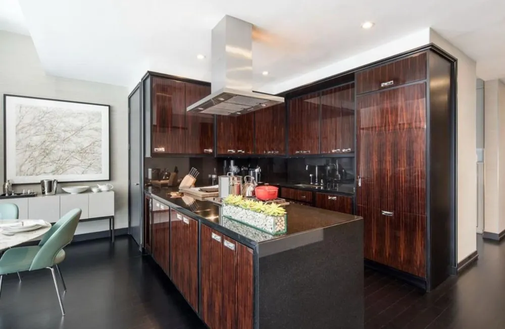 157 W 57th Street #33E New York (Manhattan), NY 10019