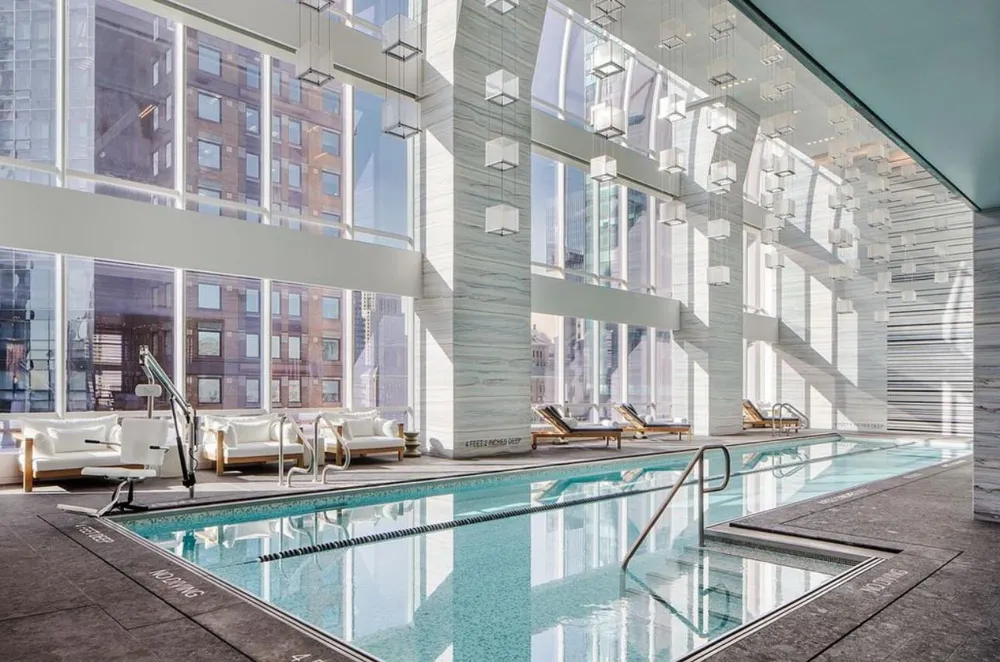 157 W 57th Street #33E New York (Manhattan), NY 10019