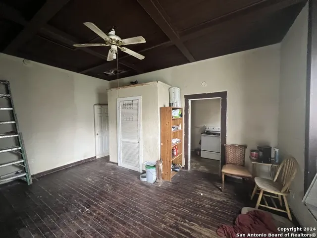 1225 WYOMING ST San Antonio, TX 78203