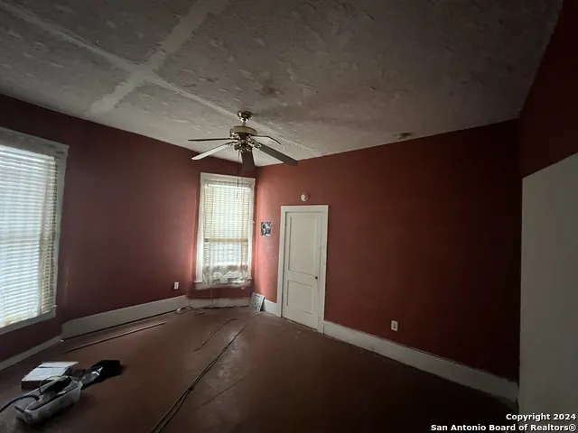 1225 WYOMING ST San Antonio, TX 78203