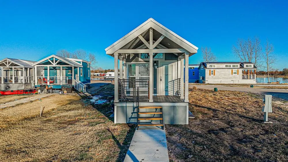 6422 Peninsula Road Kerens, TX 75144