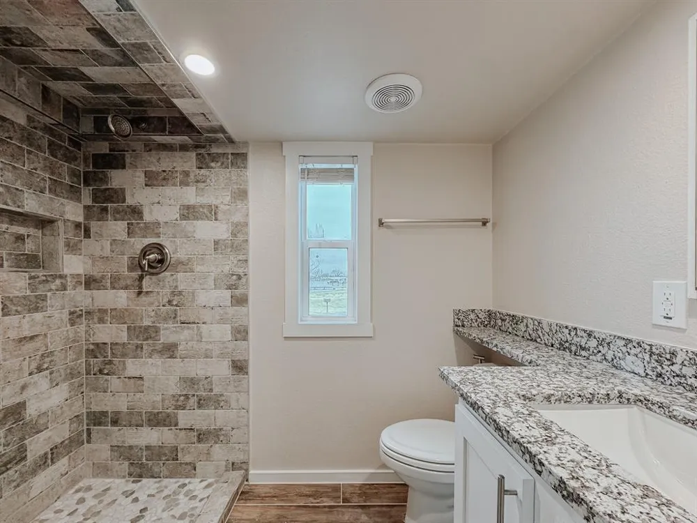 6422 Peninsula Road Kerens, TX 75144