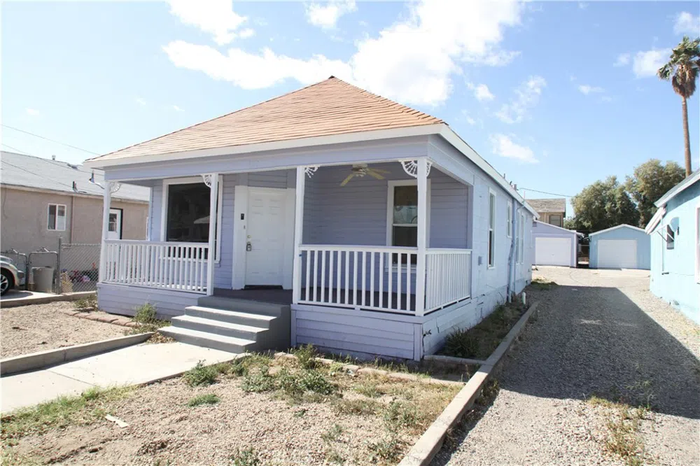 412 D STREET Needles, CA 92363