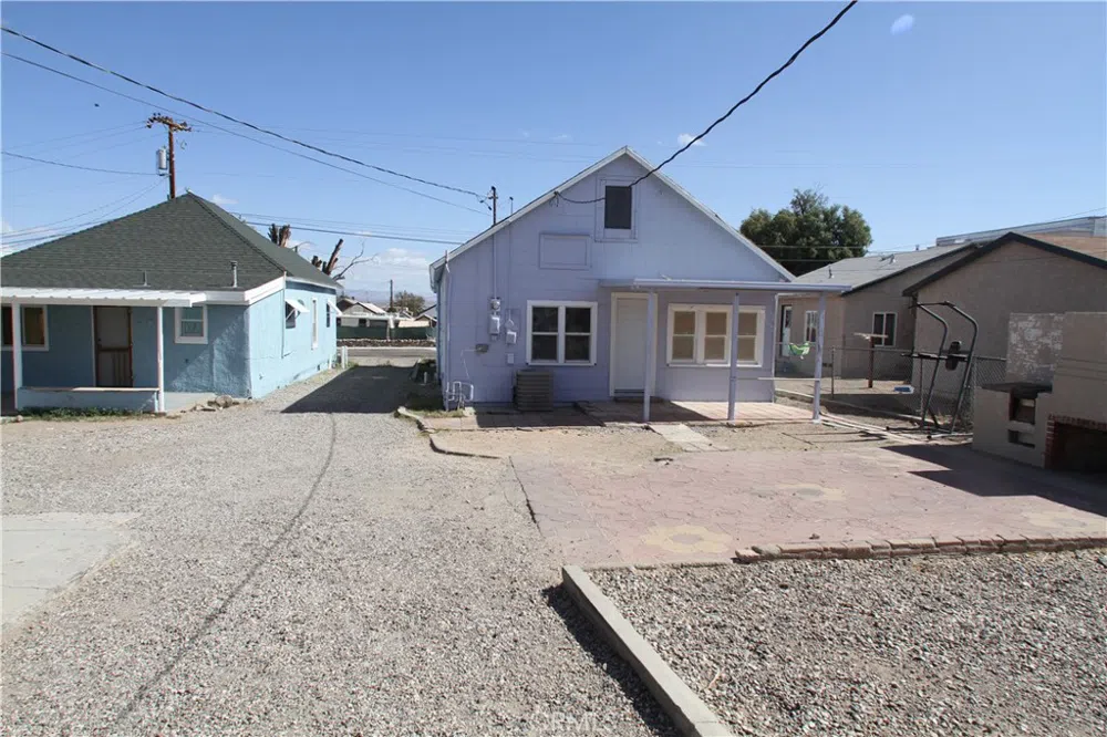 412 D STREET Needles, CA 92363