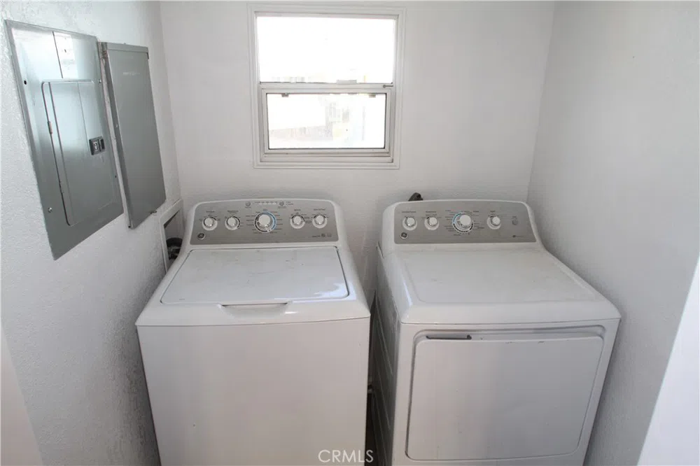 412 D STREET Needles, CA 92363