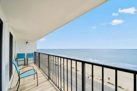 7310 Seawall Boulevard #1106