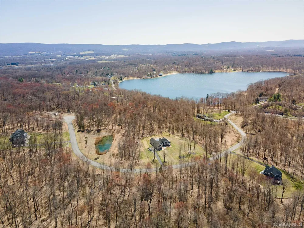 Stonecrest Lot #18 Court Hopewell Junction, NY 