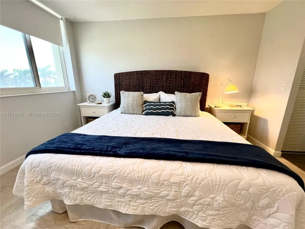 125 Ocean Ave #402 Palm Beach Shores, FL 33404
