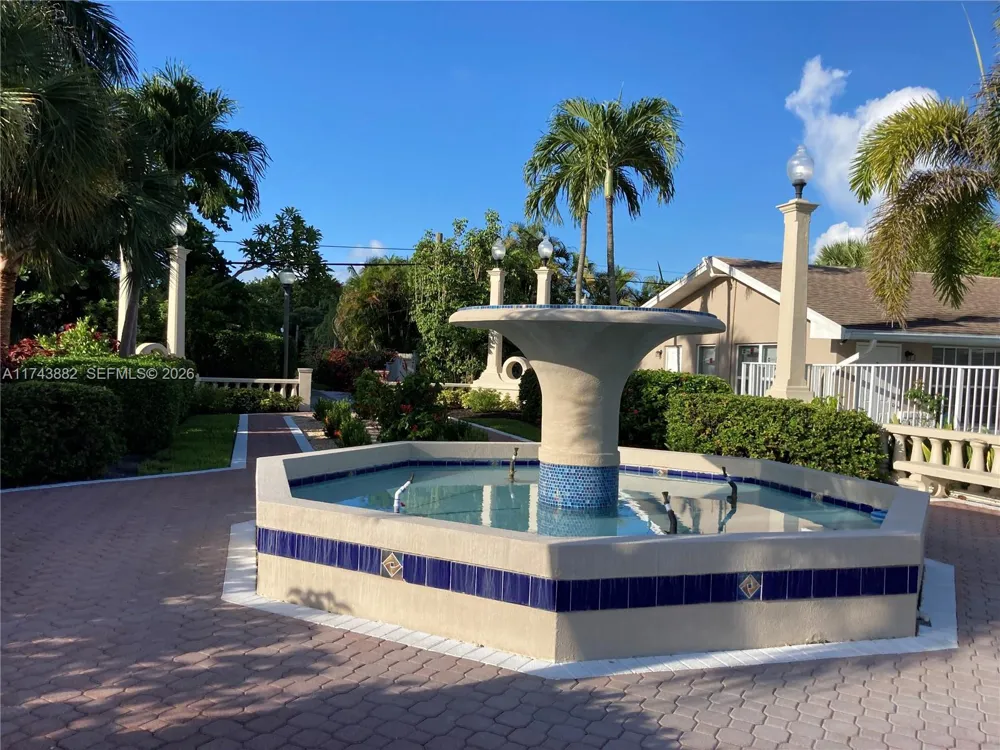 125 Ocean Ave #402 Palm Beach Shores, FL 33404