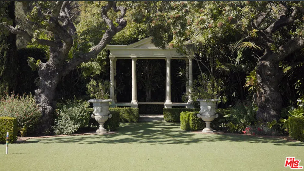 729 Bel Air Road Los Angeles, CA 90077