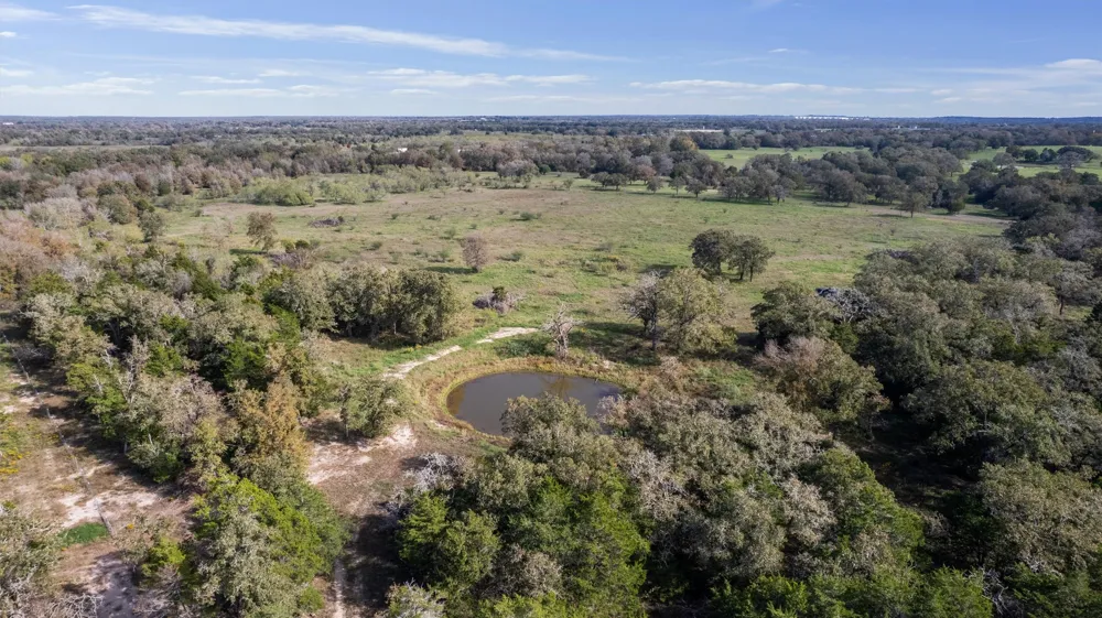 221 Old Waelder Road Flatonia, TX 78941
