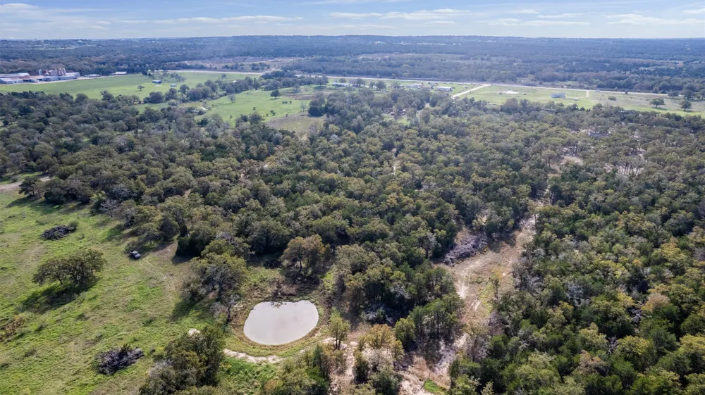221 Old Waelder Road Flatonia, TX 78941