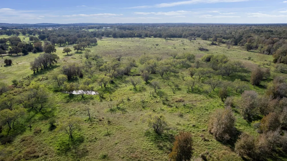 221 Old Waelder Road Flatonia, TX 78941