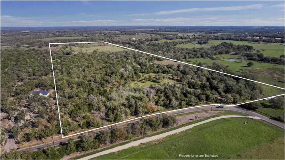 221 Old Waelder Road Flatonia, TX 78941