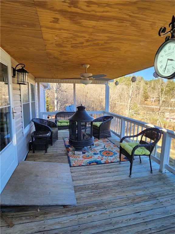 325 Scataway Road Hiawassee, GA 30546