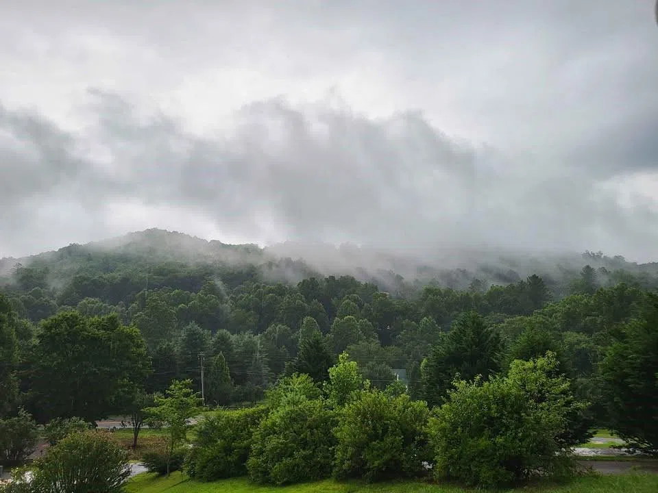 325 Scataway Road Hiawassee, GA 30546