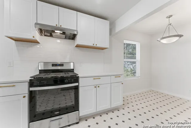 611 KIRK PL San Antonio, TX 78225