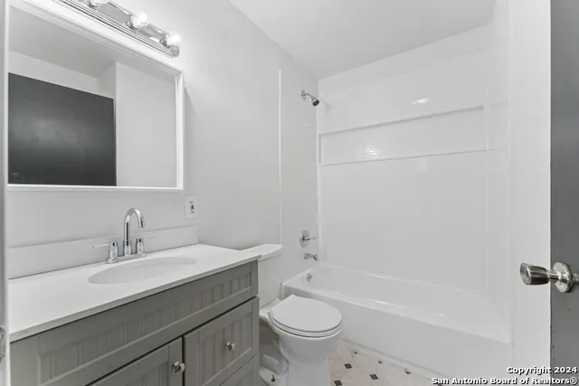 611 KIRK PL San Antonio, TX 78225