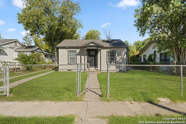 611 KIRK PL San Antonio, TX 78225