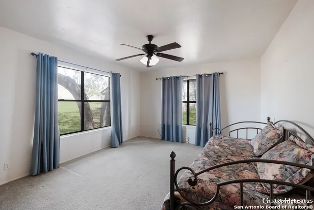208 Private Road 378 Rio Medina, TX 78066