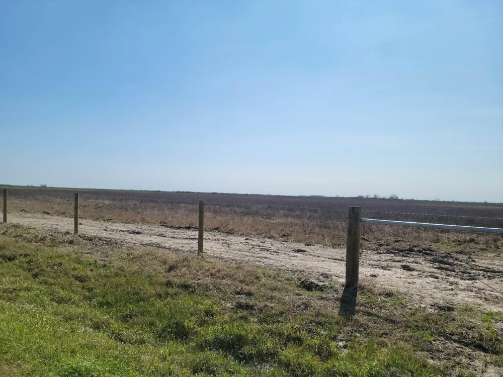 4 Cr 390 Gillette Rd C Collegeport, TX 77465