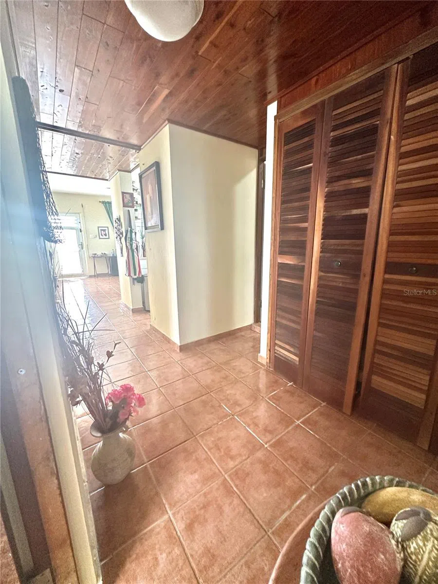 38 FLOR MARINA MAR CARIBE Naguabo, PR 00718