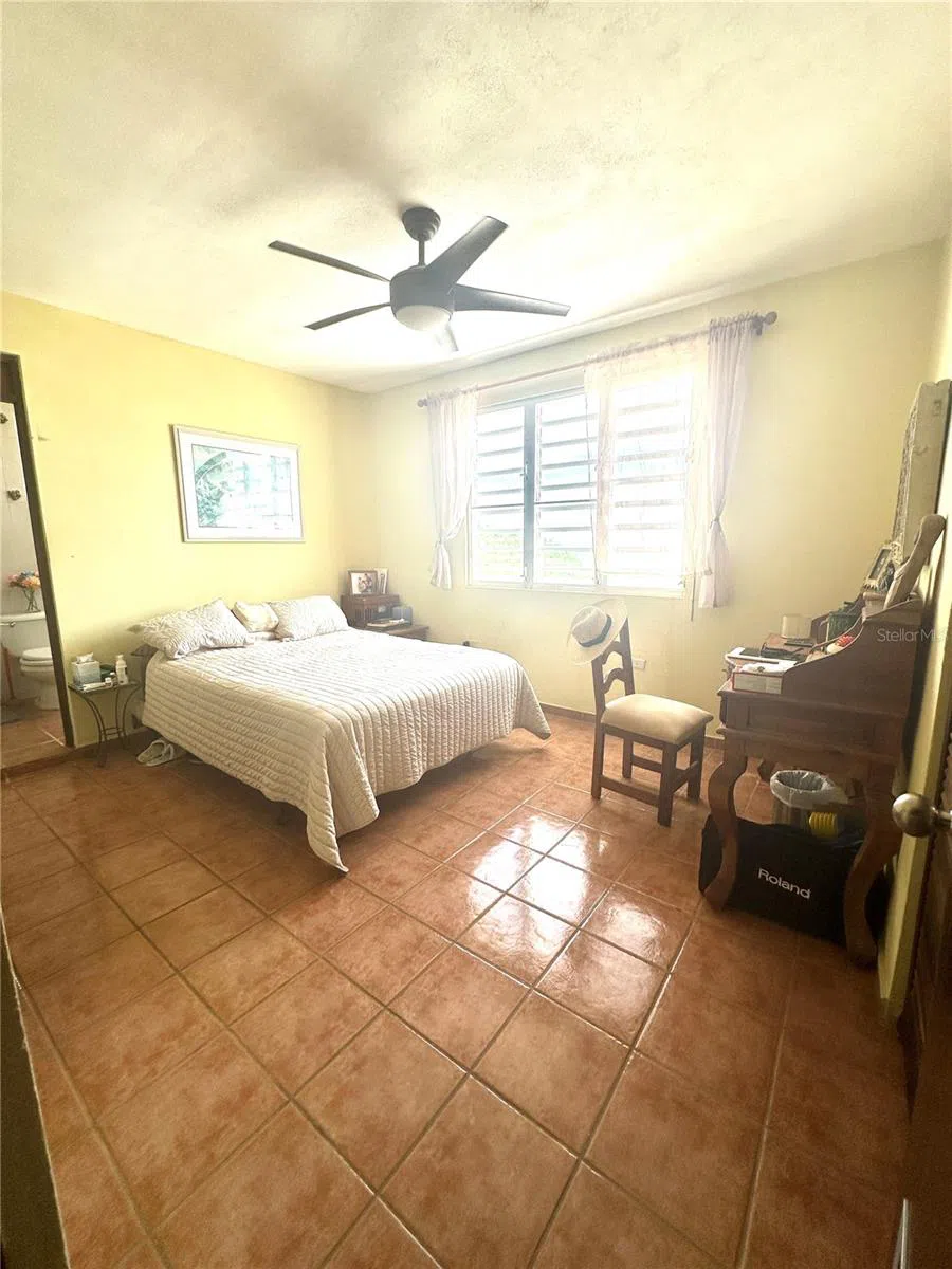 38 FLOR MARINA MAR CARIBE Naguabo, PR 00718