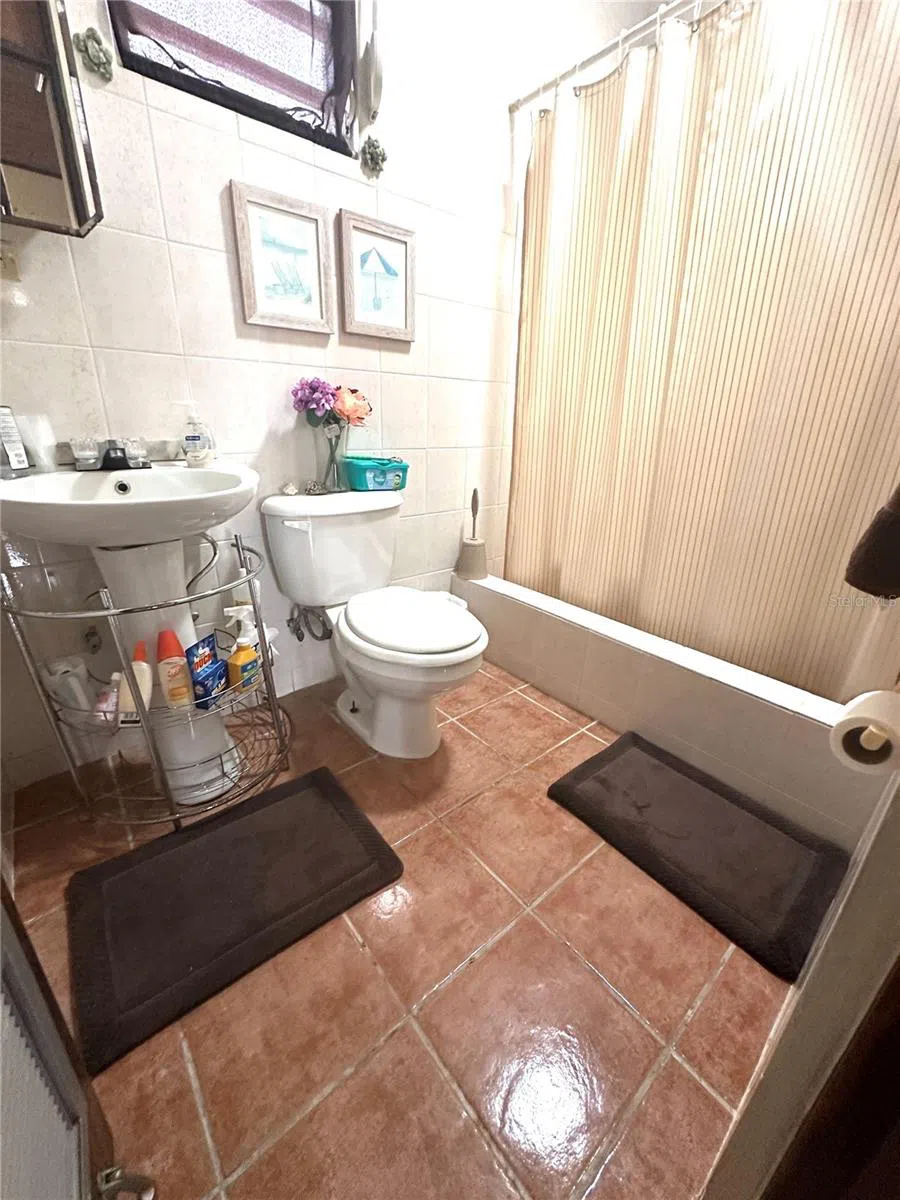 38 FLOR MARINA MAR CARIBE Naguabo, PR 00718